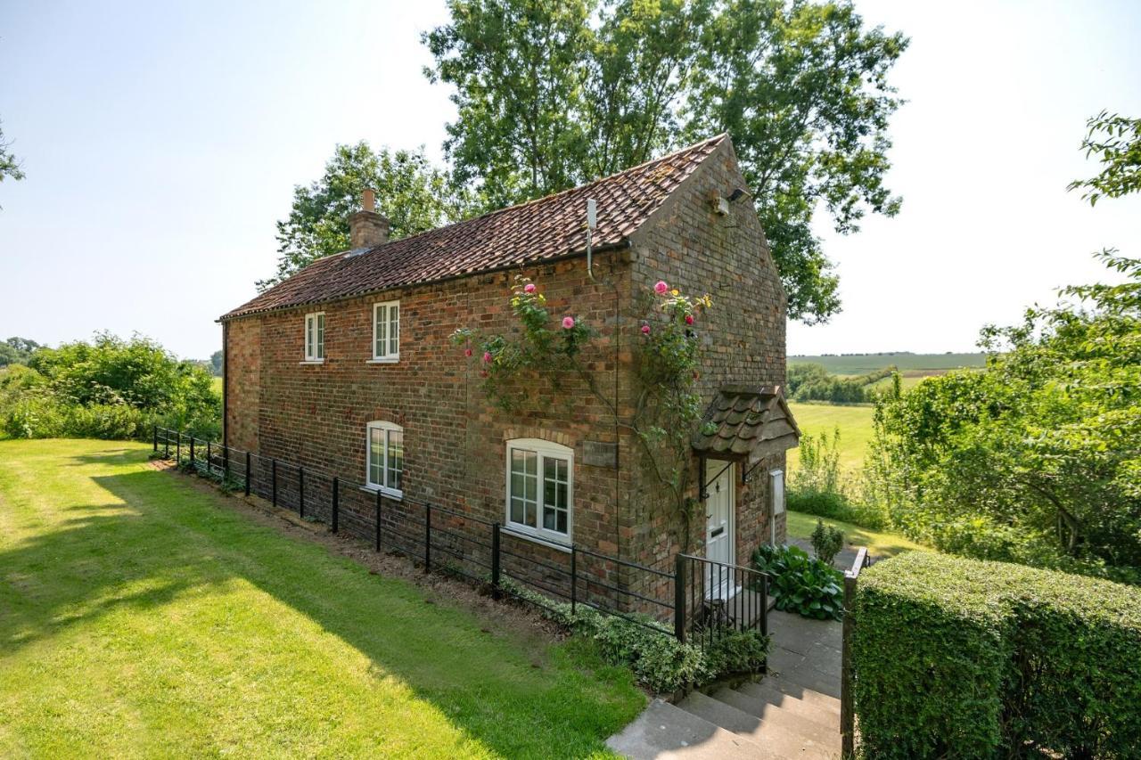 Marris Cottage Grimsby Exterior photo
